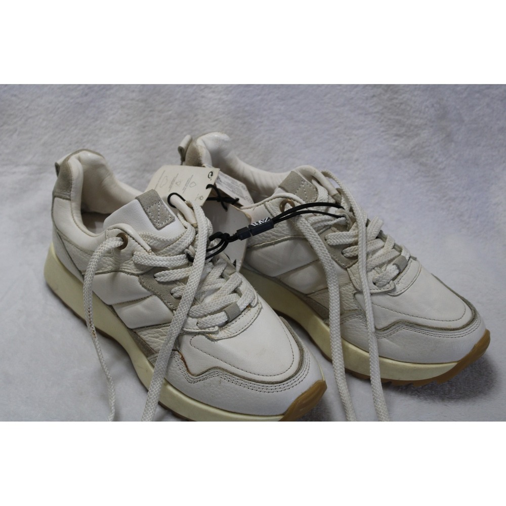 Zara Leather Low Top Trainers Cream Off-White Suede Gum Sole 5014/011/001